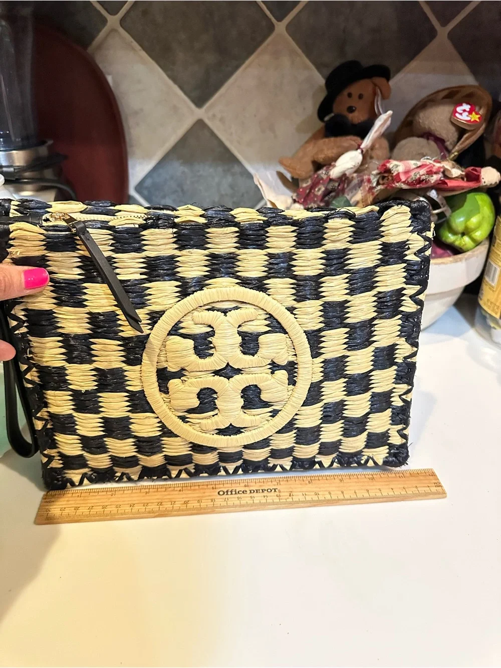 TORY BURCH NATURAL BLACK CHECK WOVEN WEAVE STRAW WICKER LOGO CLUTCH WRISTLET 11”
